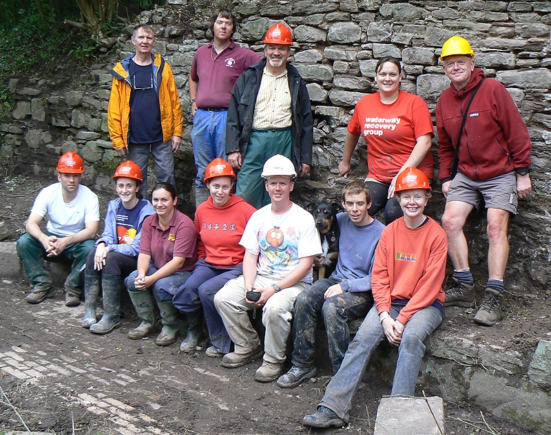 Canal camp volunteers