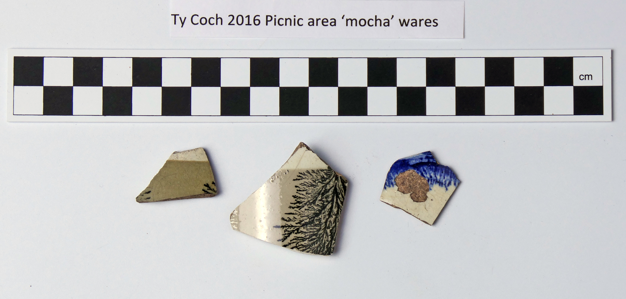 Mocha dipped pottery