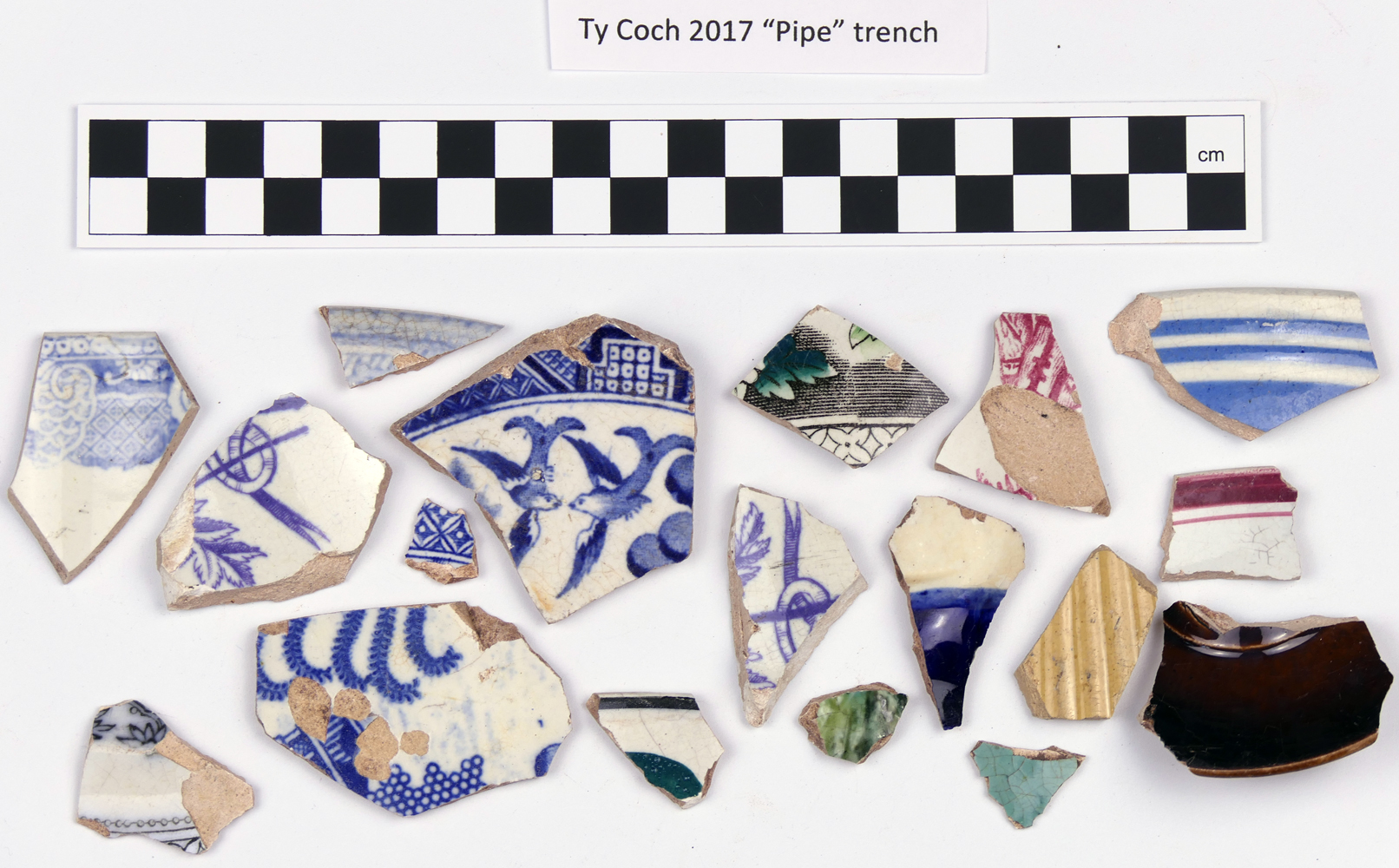 Simple decorated pottery