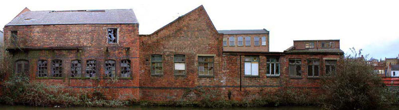 buildings beside Nottingham Canal (now demolished)